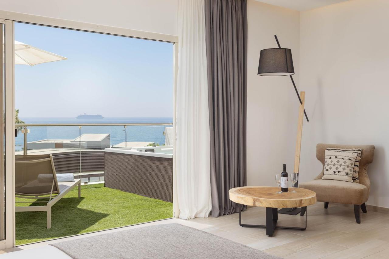 Atlantica Bay - Adults Only Hotel Limassol Kültér fotó