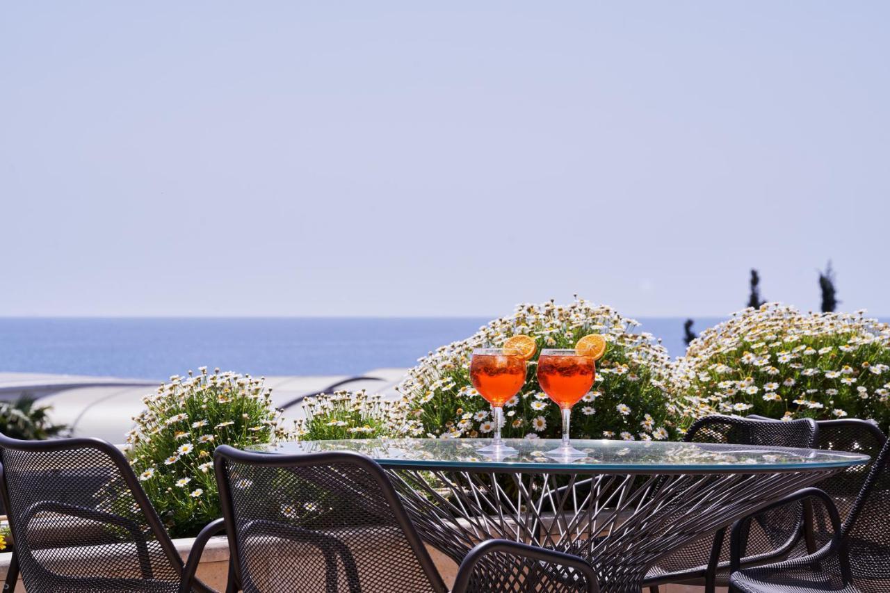 Atlantica Bay - Adults Only Hotel Limassol Kültér fotó